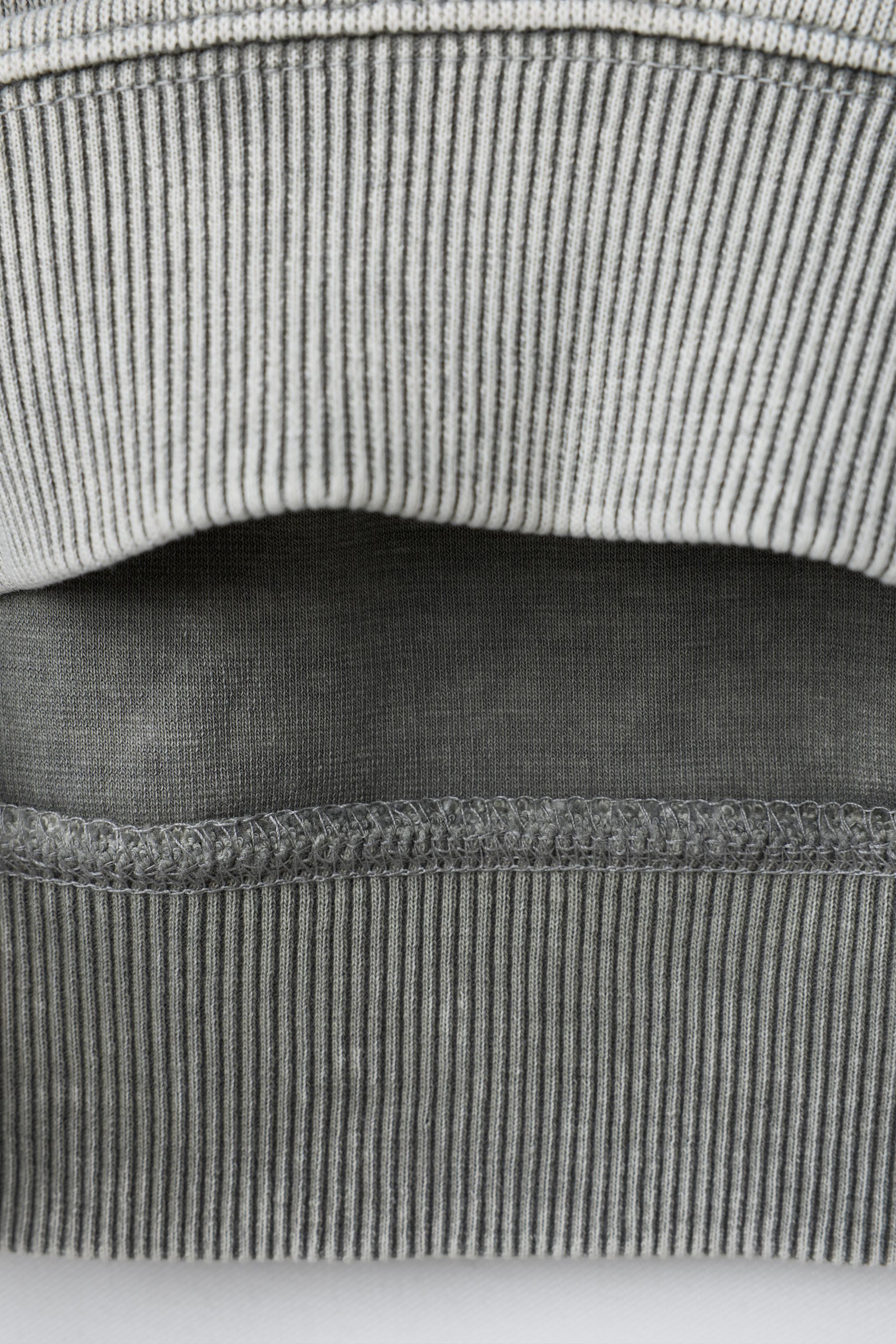 WASHED EFFECT TEXT SWEATSHIRT